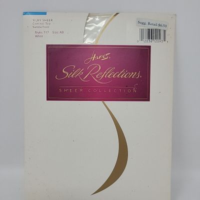 VTG Hanes Silk Reflections Control Top Sandalfoot Pantyhose 717 White Size AB